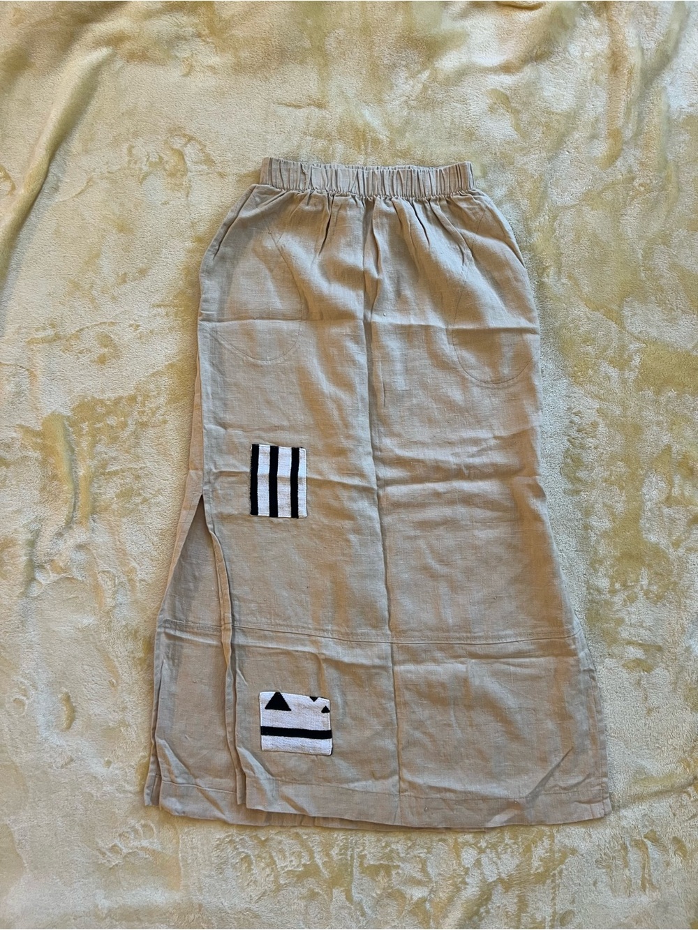 Vintage 100% Linen Tan Skirt with Patterned Patches and Double Leg Slits